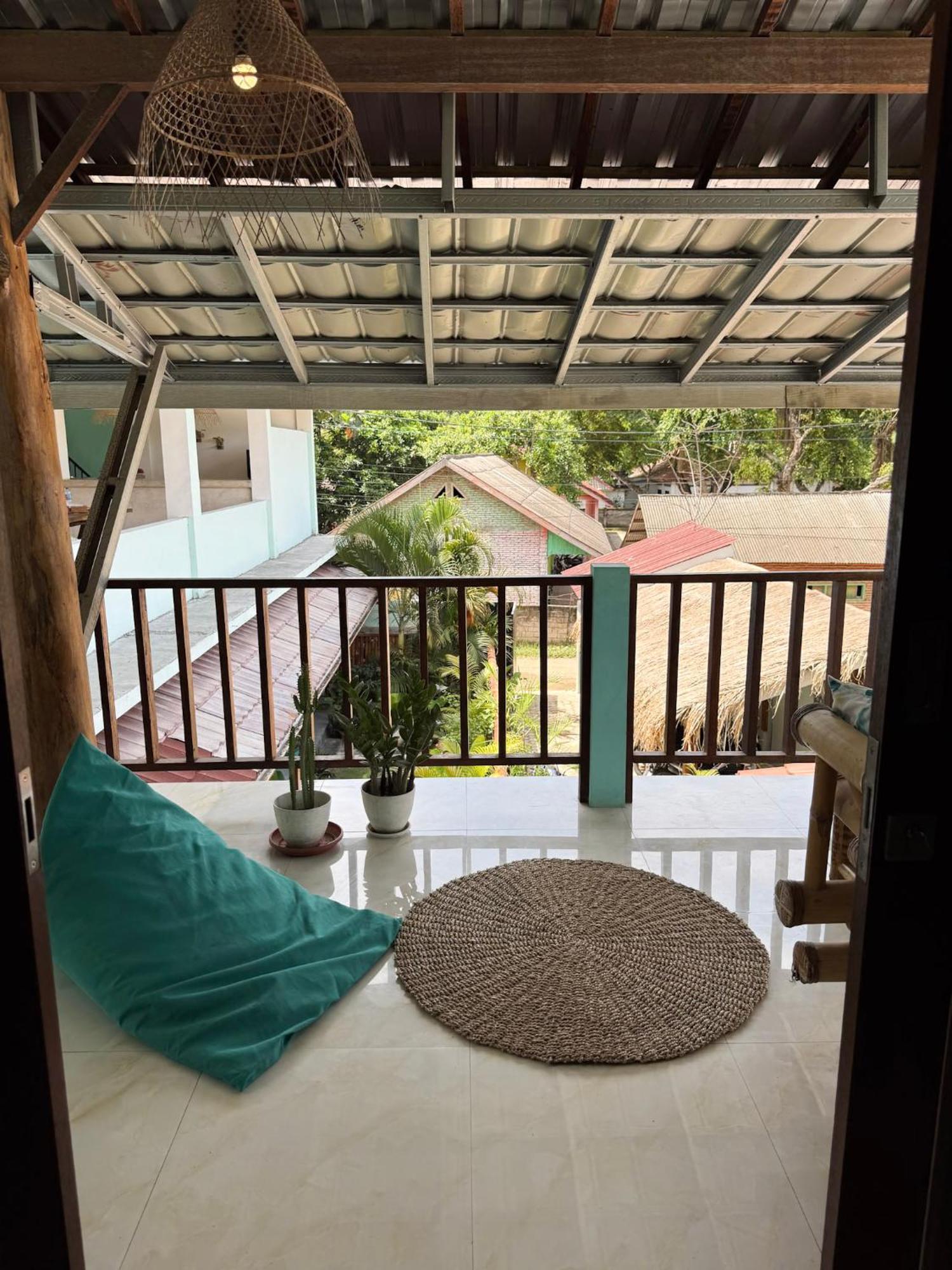 Secret Spot Surf And Stay Kuta  Екстер'єр фото