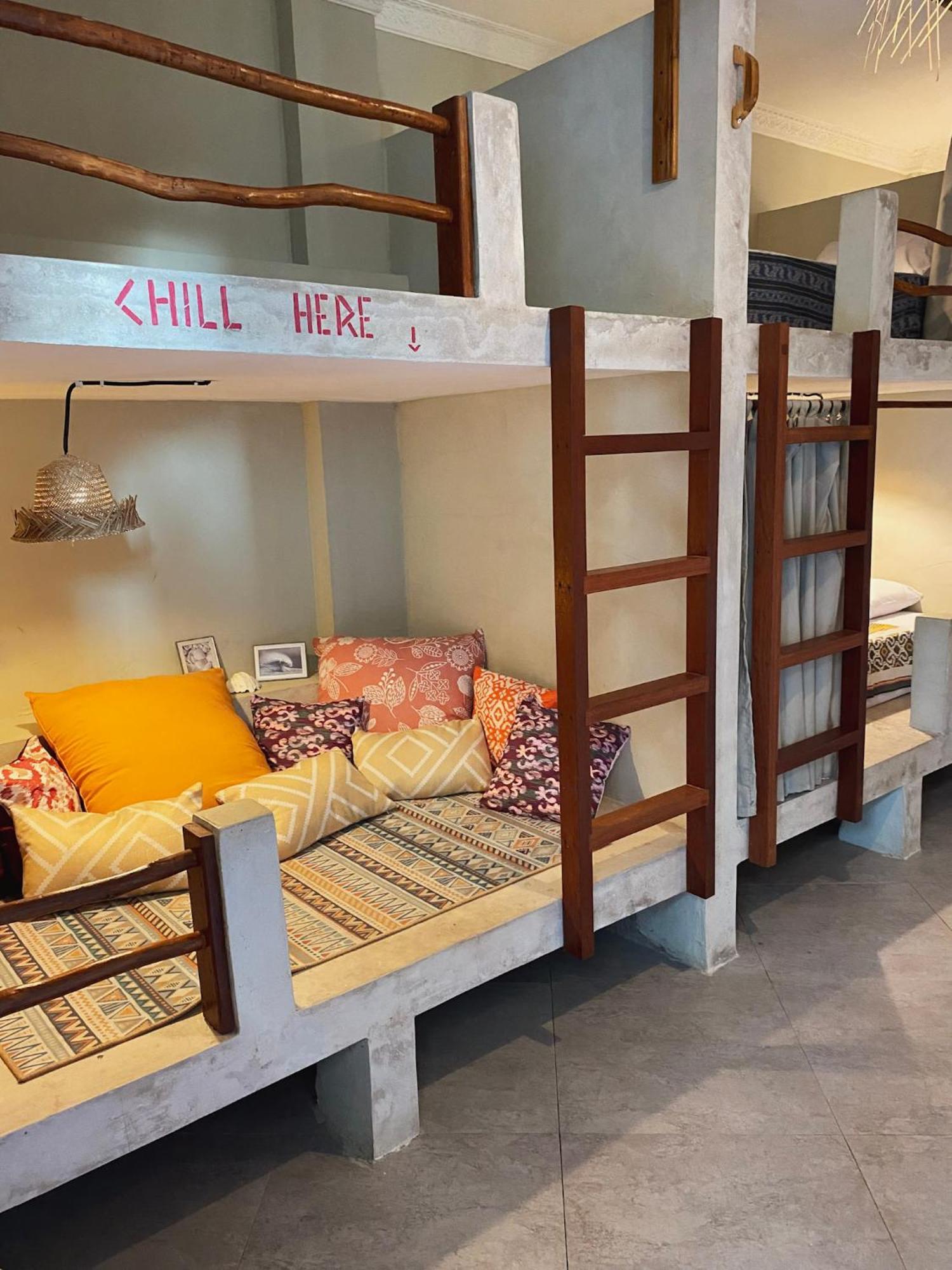 Secret Spot Surf And Stay Kuta  Екстер'єр фото