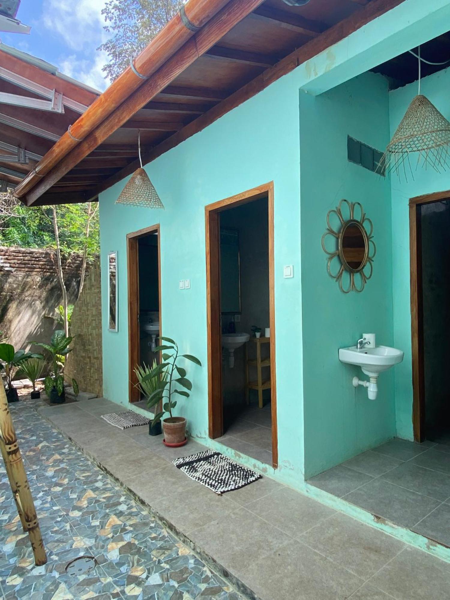 Secret Spot Surf And Stay Kuta  Екстер'єр фото